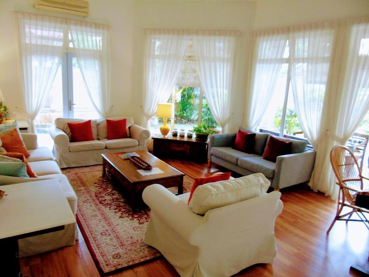 Rumah Putih Near Klia Сепанг Екстериор снимка