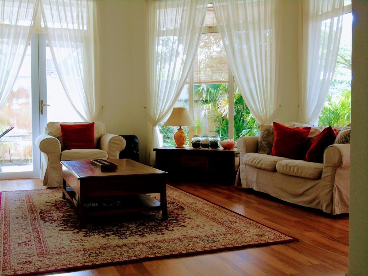 Rumah Putih Near Klia Сепанг Екстериор снимка