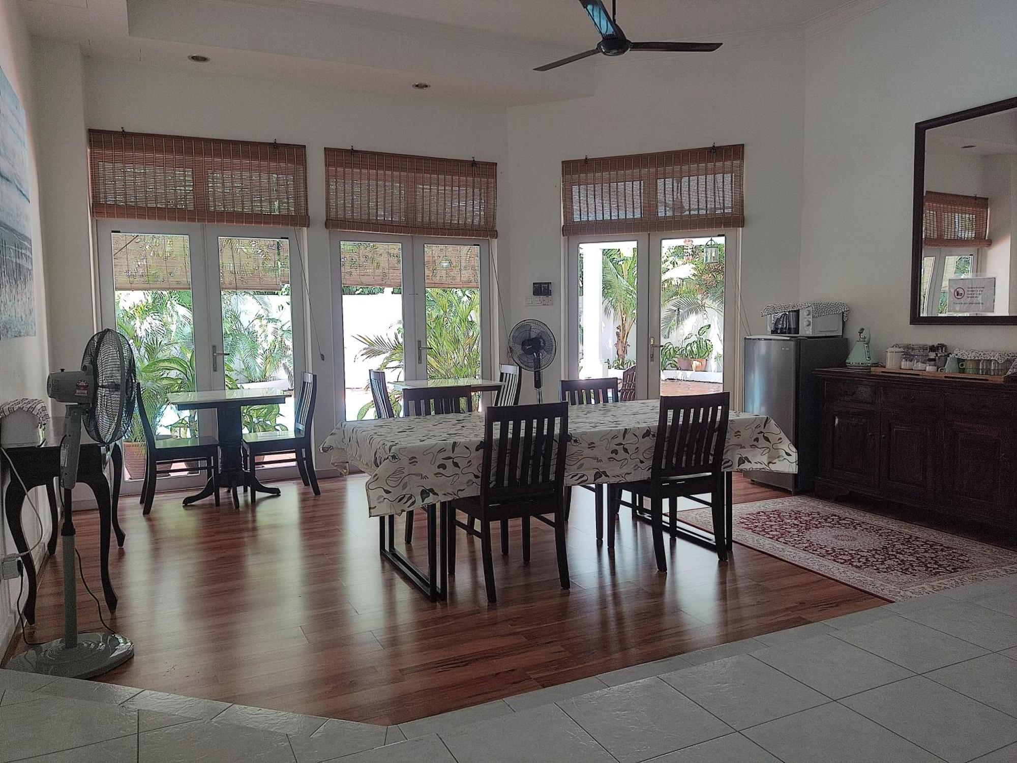 Rumah Putih Near Klia Сепанг Екстериор снимка