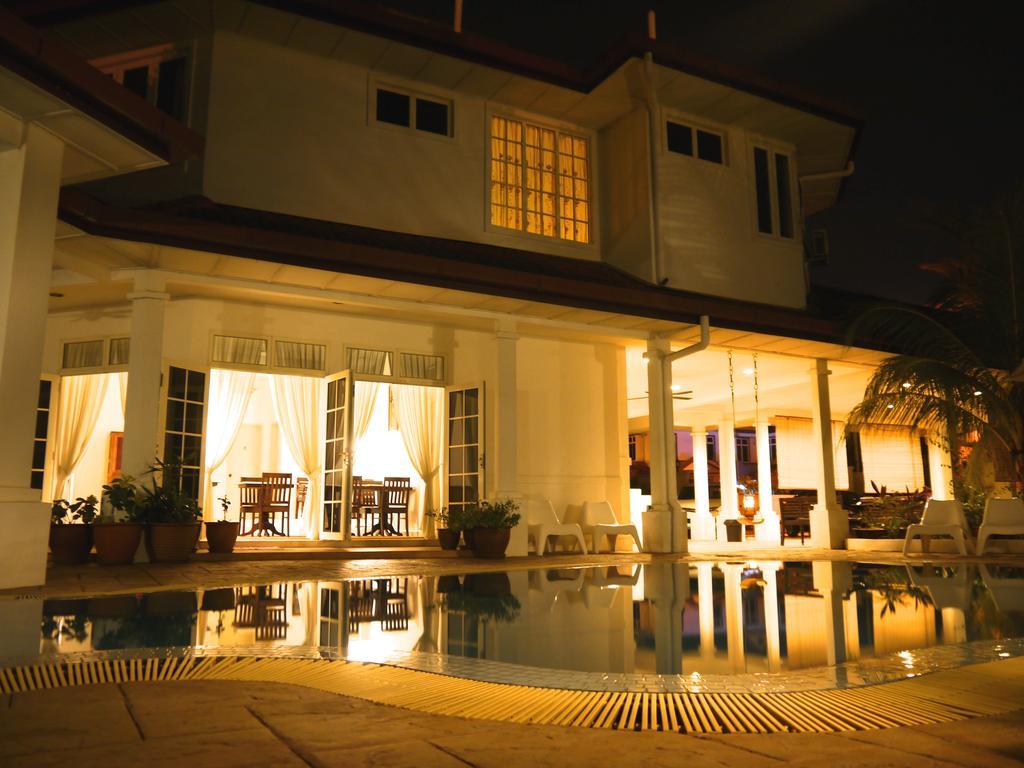 Rumah Putih Near Klia Сепанг Екстериор снимка