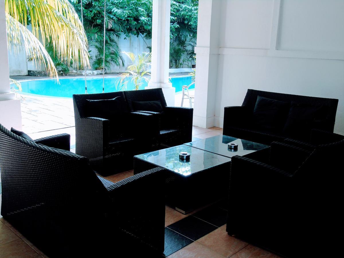 Rumah Putih Near Klia Сепанг Екстериор снимка