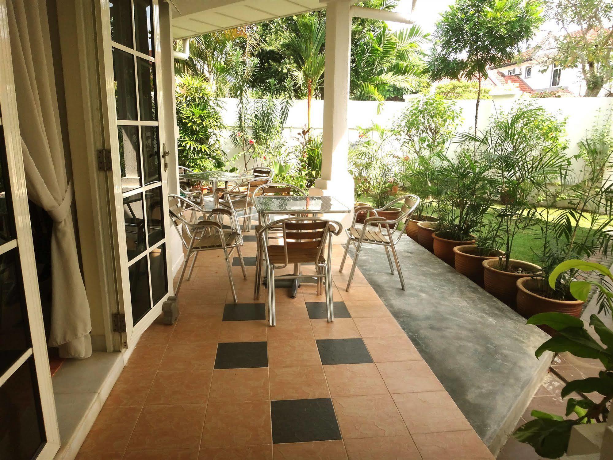 Rumah Putih Near Klia Сепанг Екстериор снимка